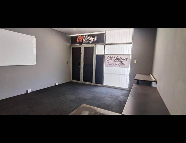 INDUSTRIAL PROPERTY TO RENT IN HATFIELD